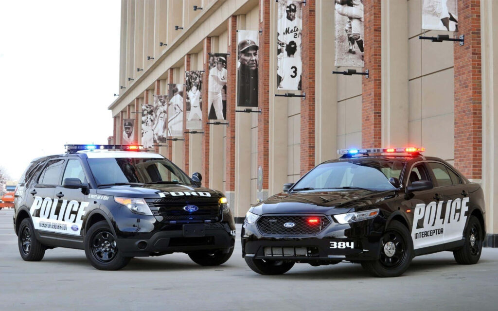 Police Vehicles Wallpaper: Ford Interceptor Utility & Sedan Display
