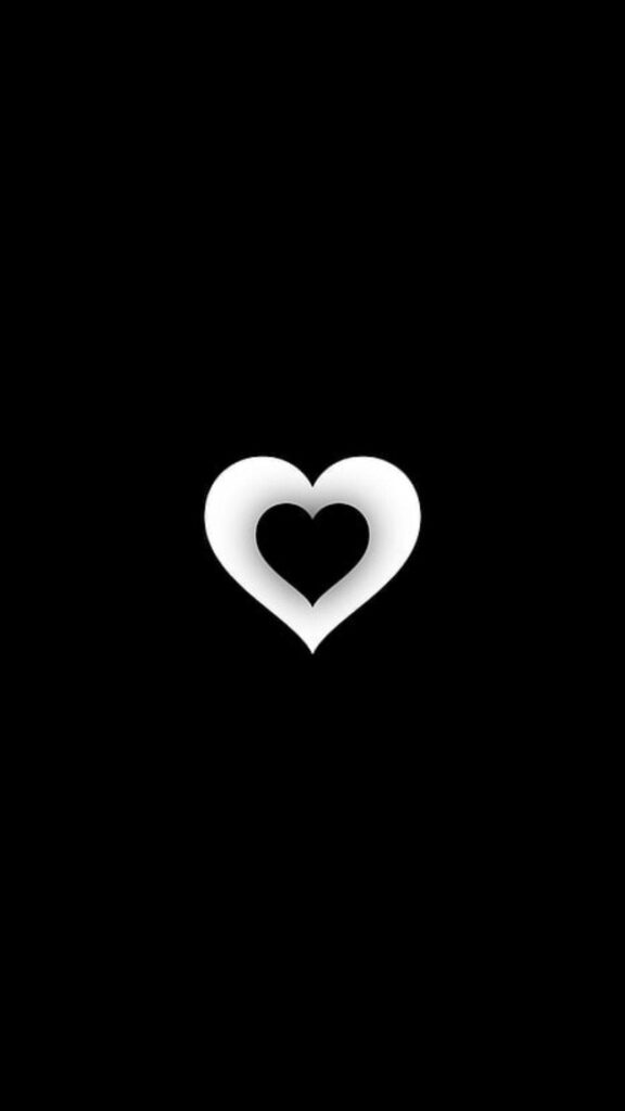 Minimalist Black & White Heart Wallpaper - Modern Design Background