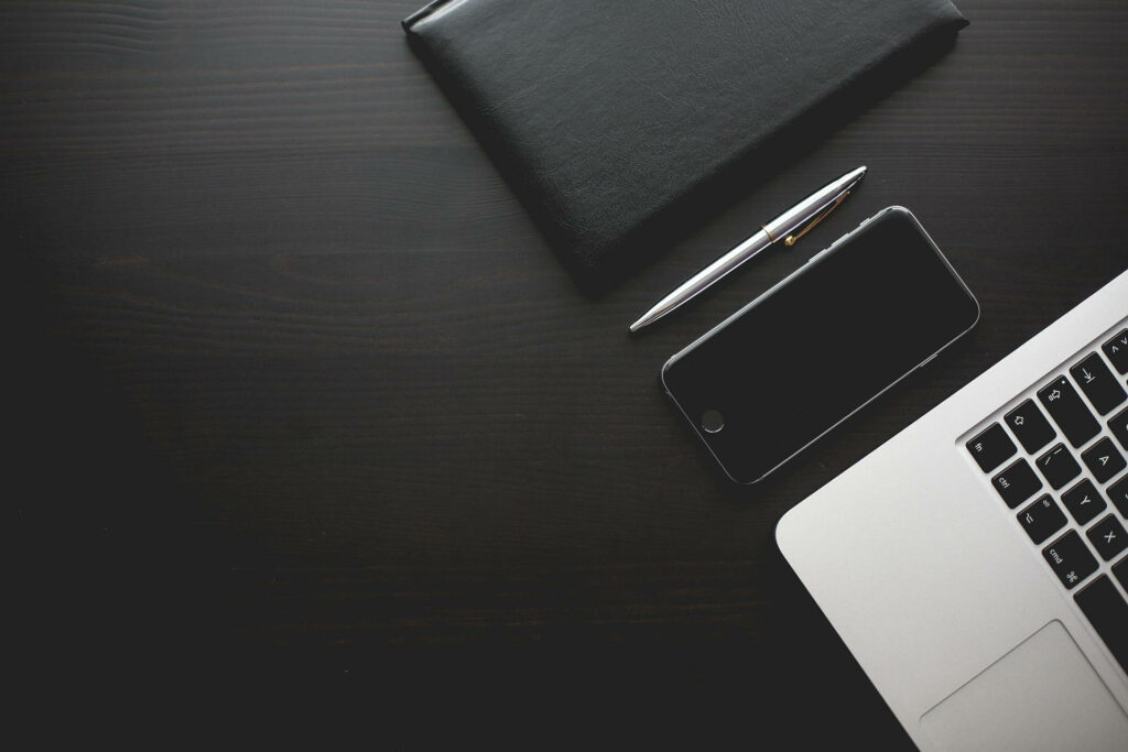 Minimalist Black Wallpaper: Mobile, Notebook & Laptop Aesthetic