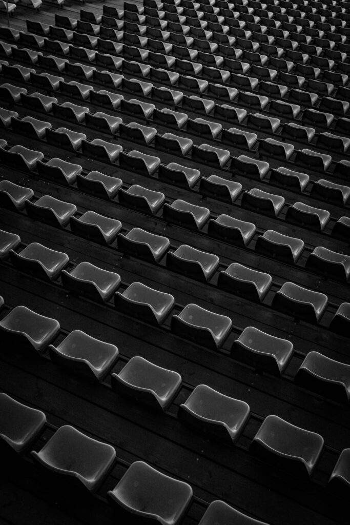 High-Contrast Black & White Wallpaper: Minimalist Seat Pattern