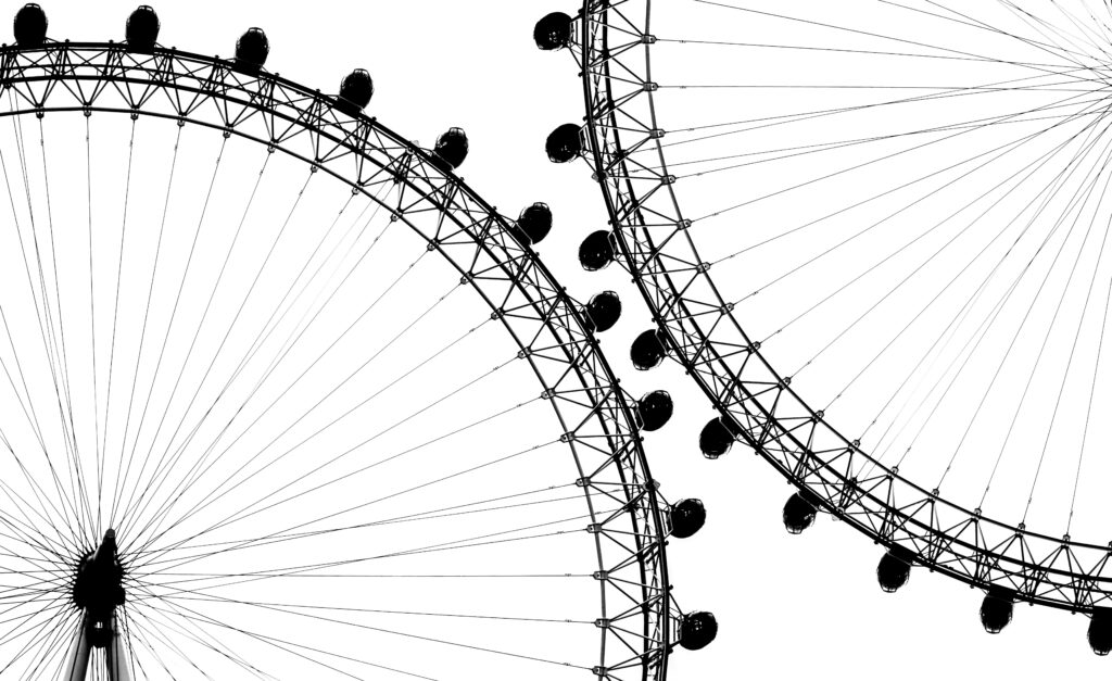 Minimalist Monochrome Ferris Wheel Wallpaper - Intricate Design