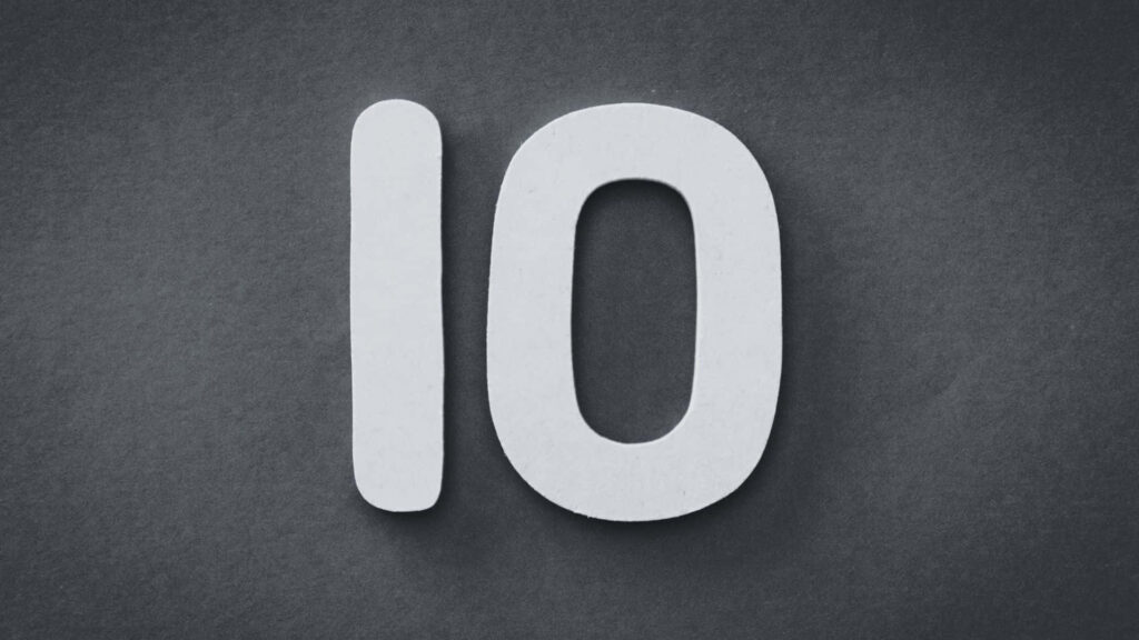 Monochrome Number 10 Wallpaper on Textured Dark Background