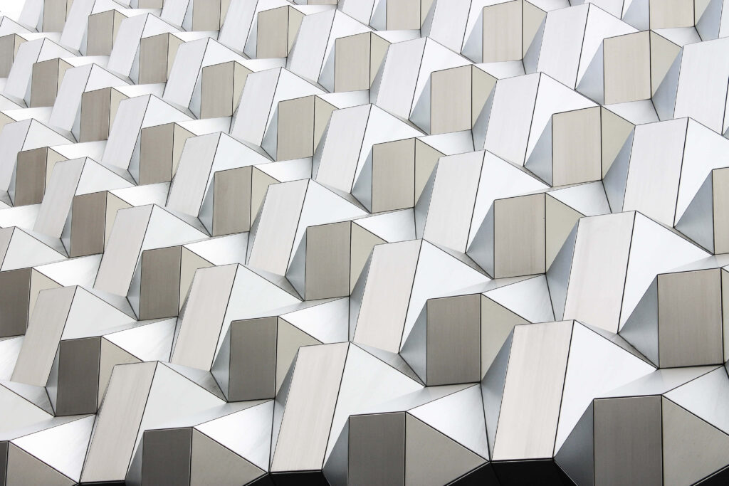 Modern Silver & Gray Cubes: 3D Geometric Tessellated Wallpaper