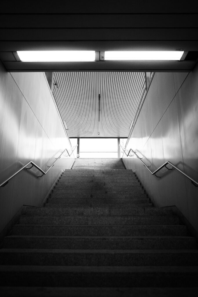 Modern Architectural Staircase Wallpaper: Black & White Design