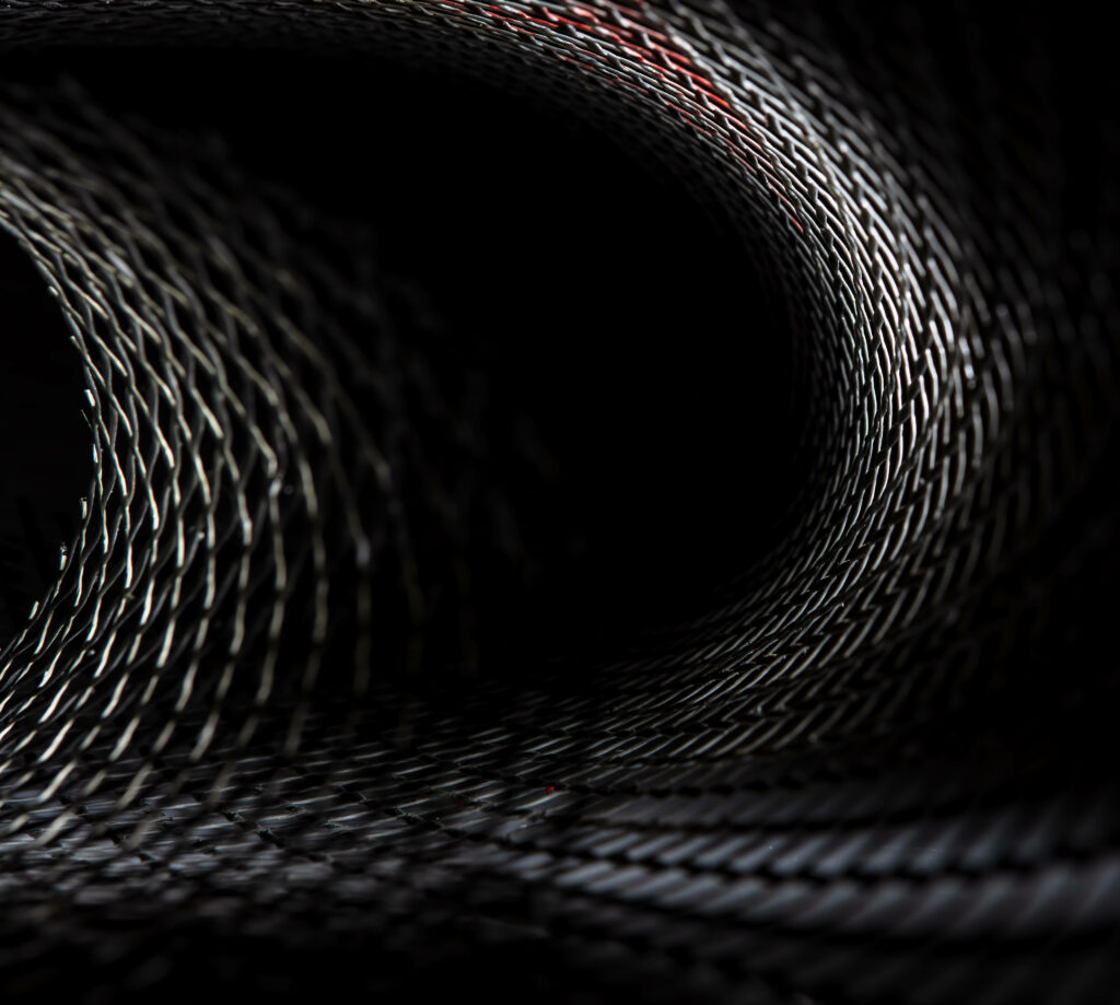 Modern Black Abstract Wallpaper with Intricate Mesh Patterns
