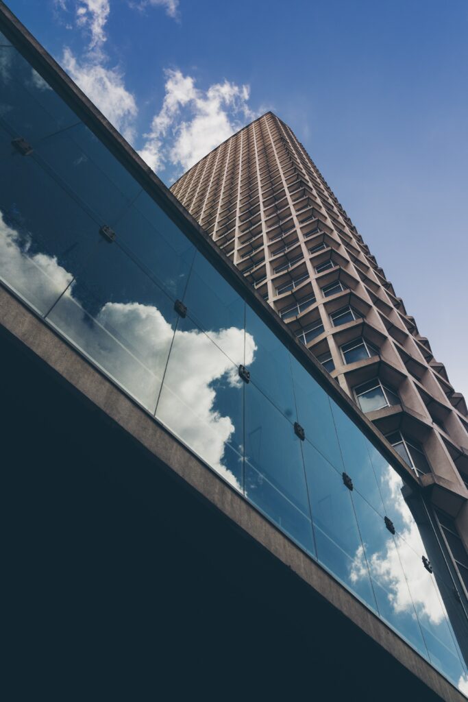 Stunning Modern Building Wallpaper with Reflective Glass Facade