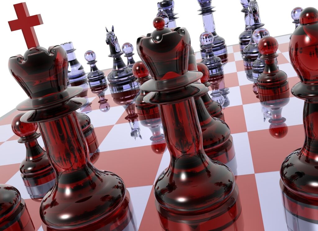 Elegant Glass Chess Set Wallpaper: Modern Artistic Design Background