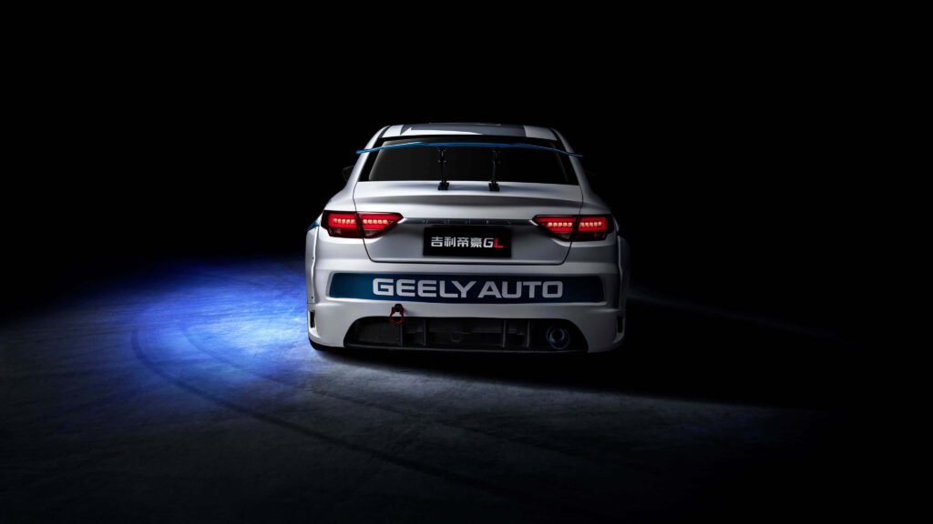 Modern Geely Auto Race Car Wallpaper: Bold & Aerodynamic Design