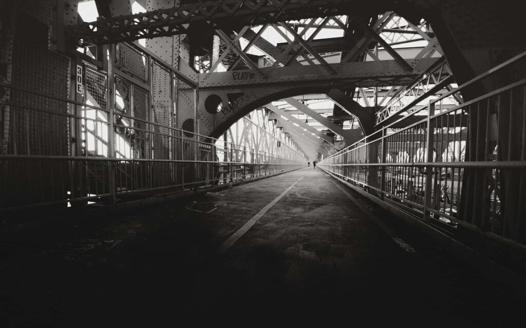 Monochromatic Architectural Wallpaper: Dramatic Metal Bridge Design