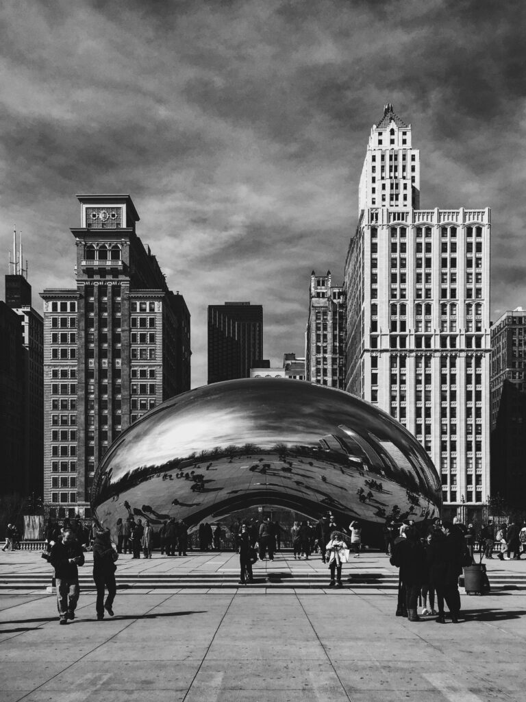Stunning Monochrome Chicago Cloud Gate Wallpaper - Urban Majesty