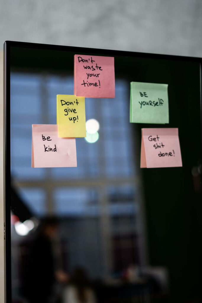 Motivational Sticky Notes Wallpaper: Daily Inspiration Background