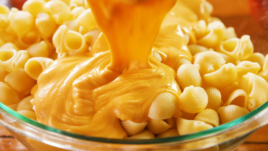 Delicious Creamy Mac and Cheese Wallpaper Background