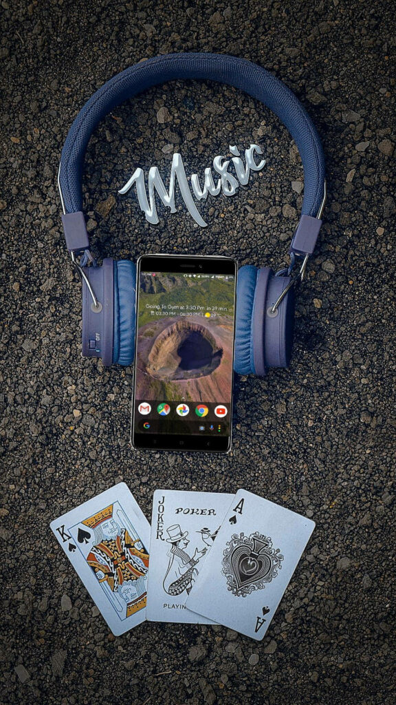 Melodic Mobile Masterpiece: An Immersive Music Phone Visual Wallpaper