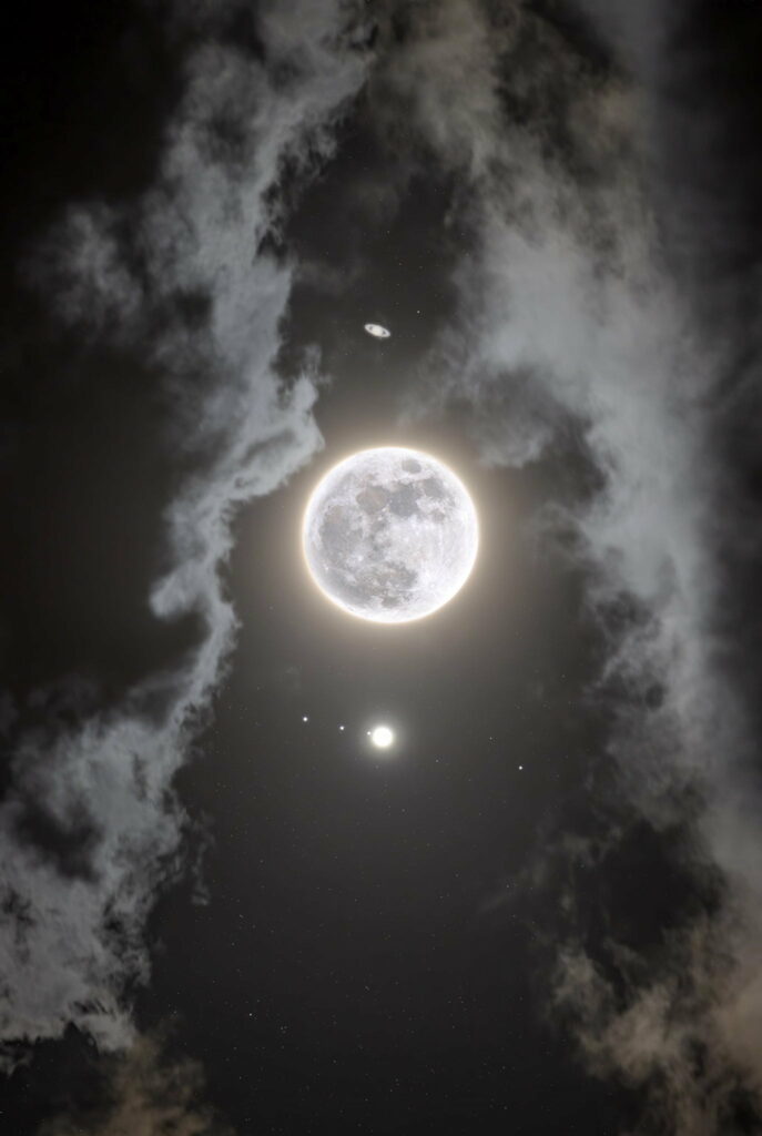 Moonlit Magic: Captivating Luna Llena Illuminated by Lightning on a Vibrant Night Sky - HD Phone Wallpaper