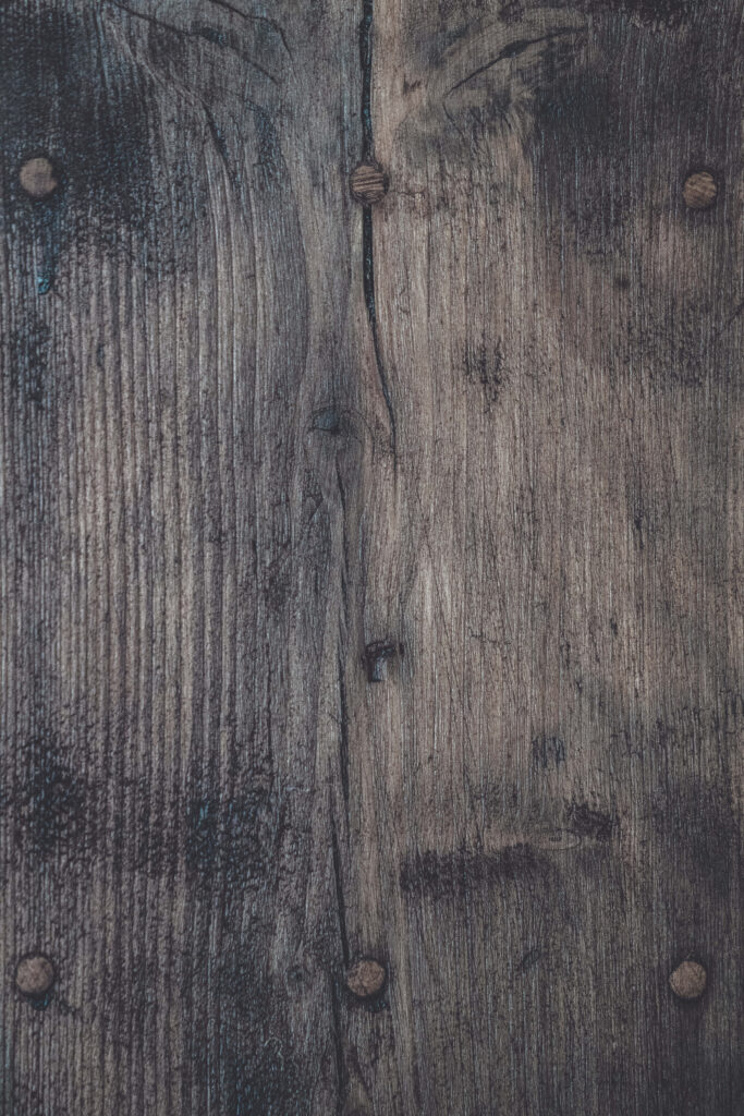 Rustic Gray Woodgrain Wallpaper: Warm Textures & Patterns