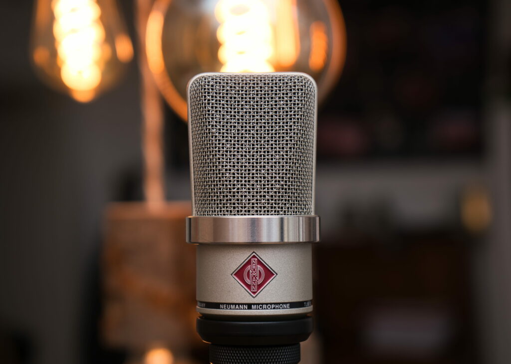 Neumann Microphone in a High-End Recording Studio: A Wallpaper Background Photo for Audio Enthusiasts