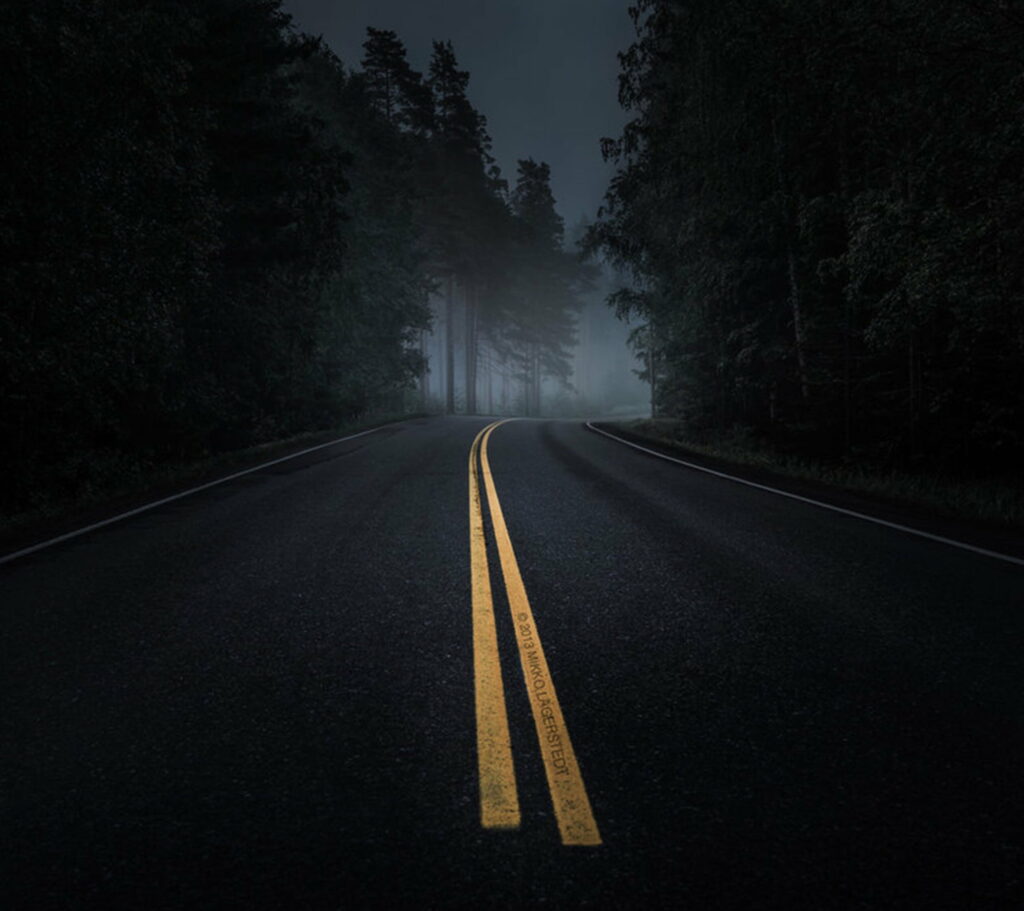 Nightfall Journey: A Captivating Route Through the Dark
Midnight Drive: Enchanting Roadway in HD Wallpaper
Mysterious Nocturnal Path: Roadway Illuminated in Darkness