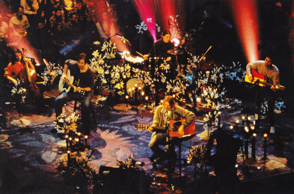Nirvana MTV Unplugged Wallpaper: Iconic Intimate Stage Setting