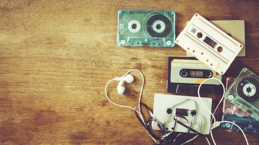 Vintage Cassette Tapes & Earphones Wallpaper - Retro Aesthetic Charm