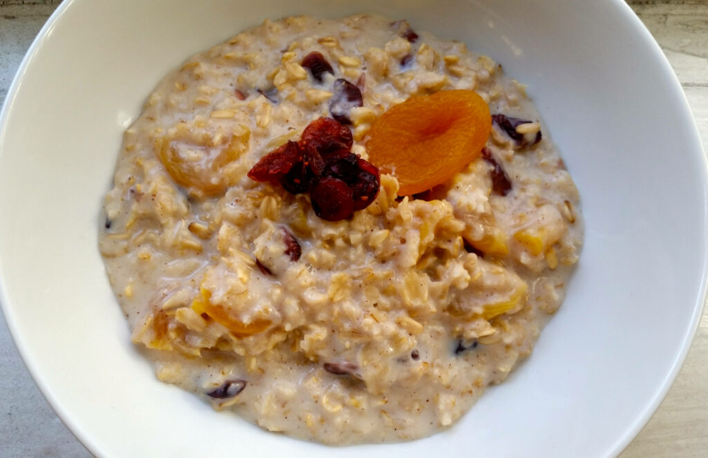 Nutritious Oatmeal with Apricots & Raspberries Wallpaper Background