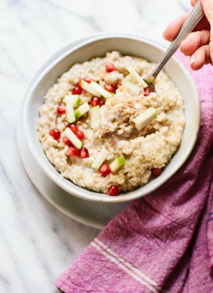 Nutritious Oatmeal with Apple & Lingonberries - Colorful Wallpaper