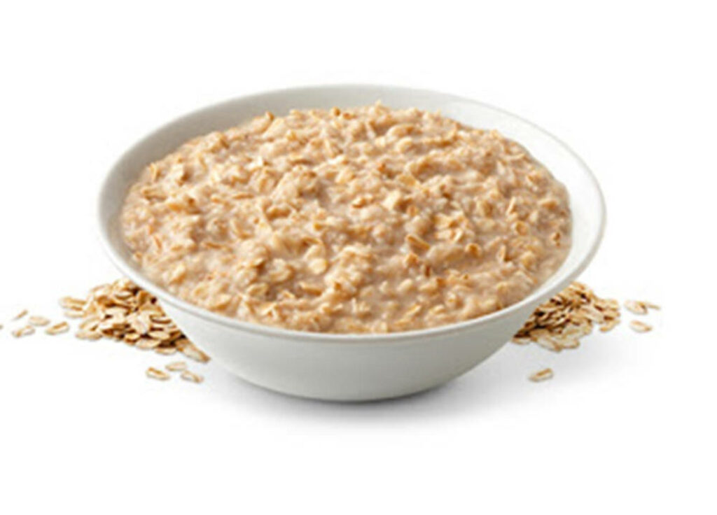 Wholesome Creamy Oatmeal Wallpaper: Nutritious Breakfast Background