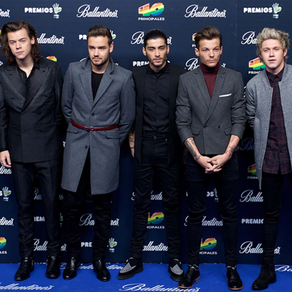 Iconic Scene: One Direction Takes Center Stage Wallpaper