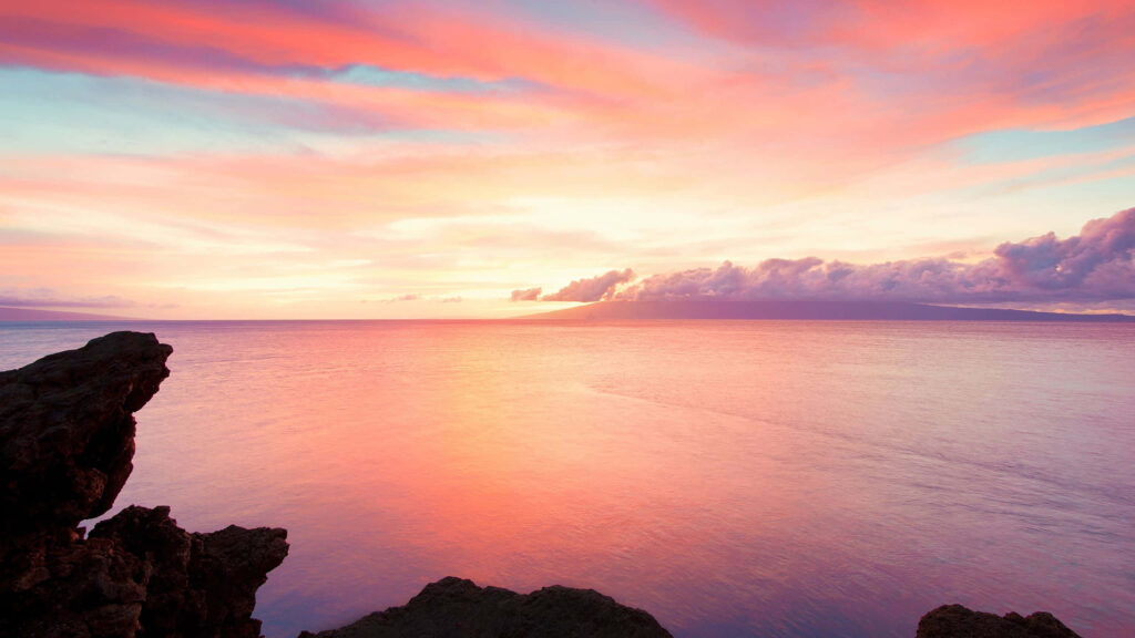 Serene Seascape: A Pastel Paradise for Your Desktop Wallpaper