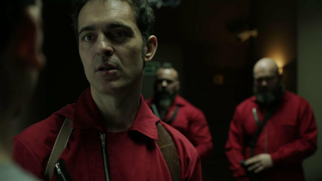 The Elusive and Cunning Professor: HD Wallpaper of Pedro Alonso in Money Heist