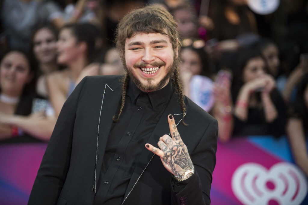 Post Malone 2017 iHeartRadio Awards Wallpaper: Braids & Tattoos