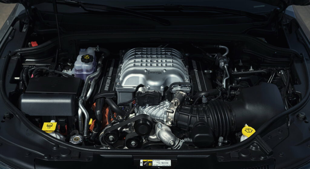 Unleashing Power: 2021 Dodge Durango SRT Hellcat - Dominating the Road in QHD Wallpaper