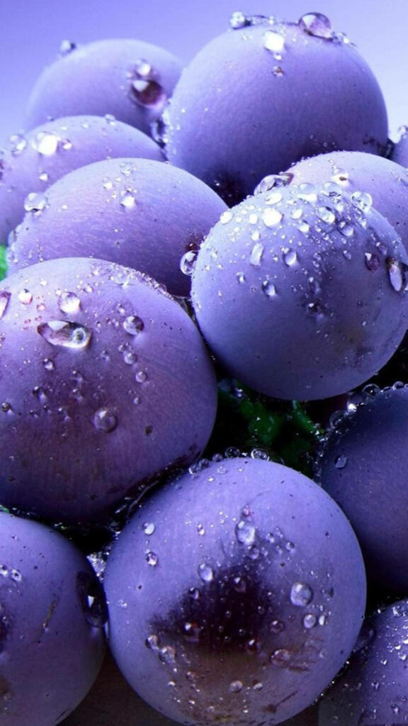 Grape Escape: A 3D Wallpaper Featuring Purple Ball Fruits for Your Android Phone!