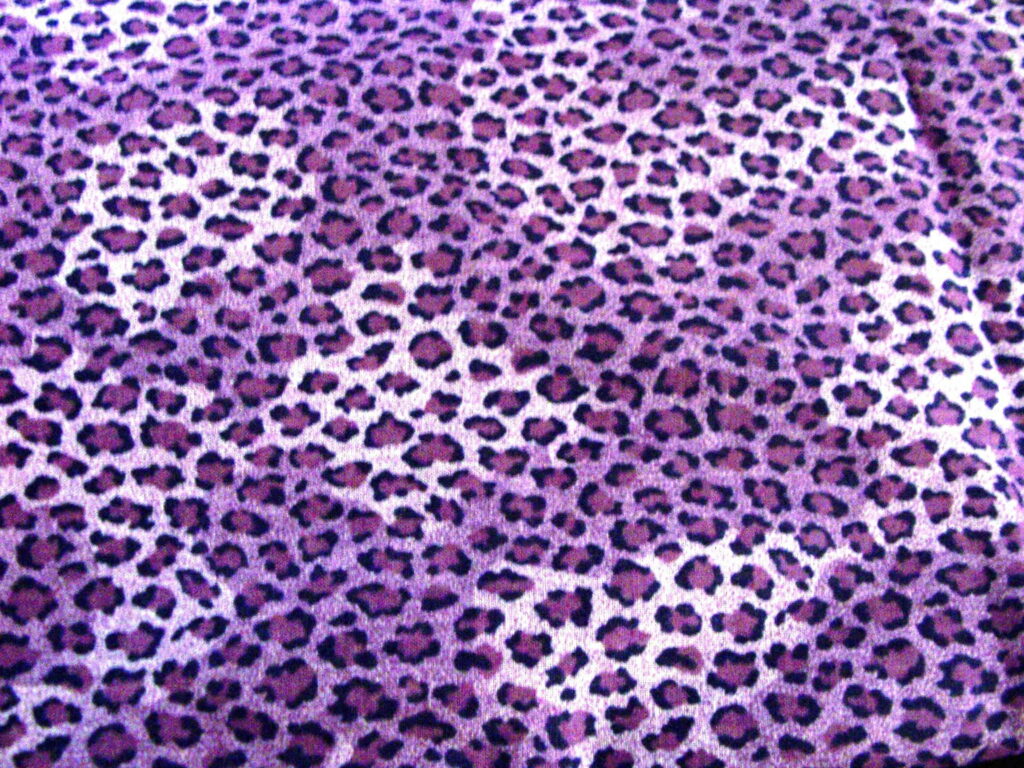 Purple Leopard: A Stunning HD Wallpaper with a Striking Print