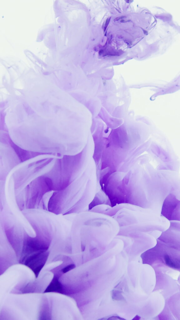 Lavender Haze: A Mesmerizing HD Phone Wallpaper
