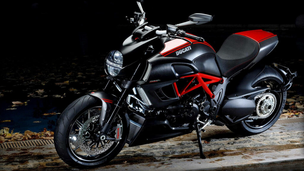 Dynamic Red Ducati Diavel Carbon Wallpaper for Speed Enthusiasts