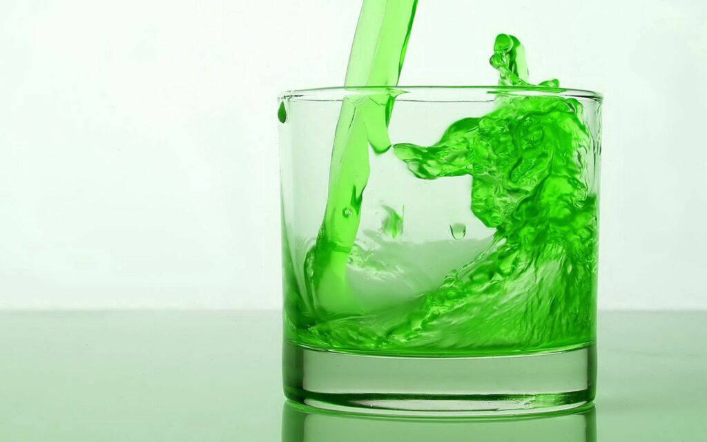 Refreshing Vibrant Green Energy Drink Wallpaper for Dynamic Visuals
