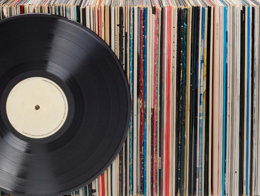 Retro Vinyl Record Wallpaper: Celebrate Analog Sound & Music Love