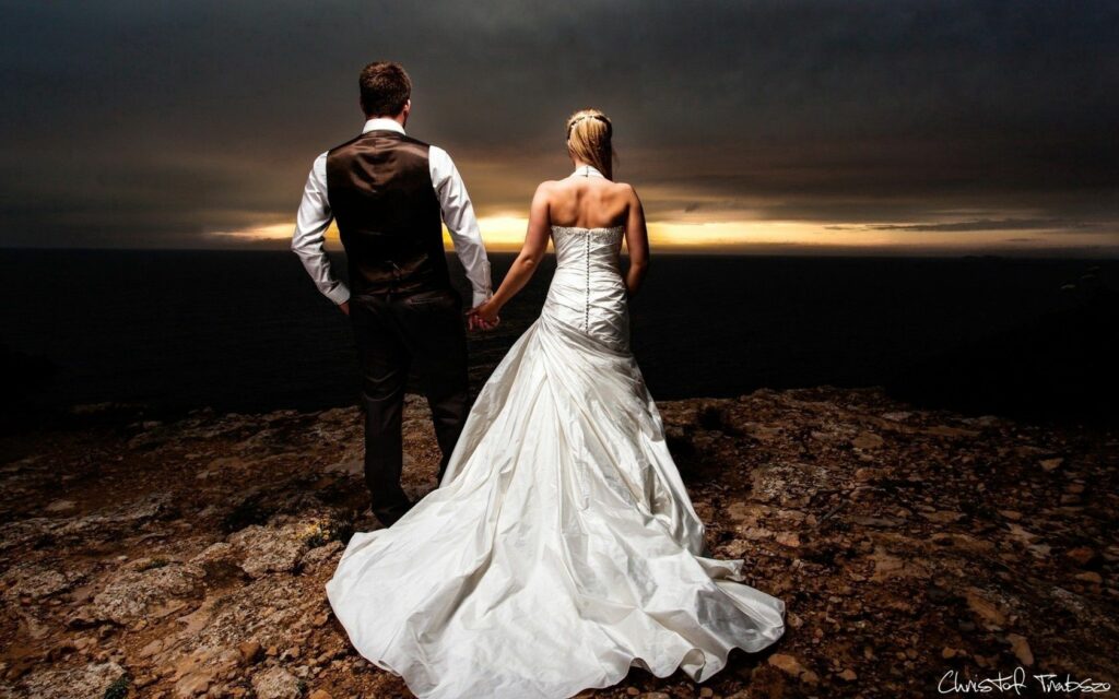 Romantic Couple at Sunset - Wedding-Inspired Wallpaper Background
