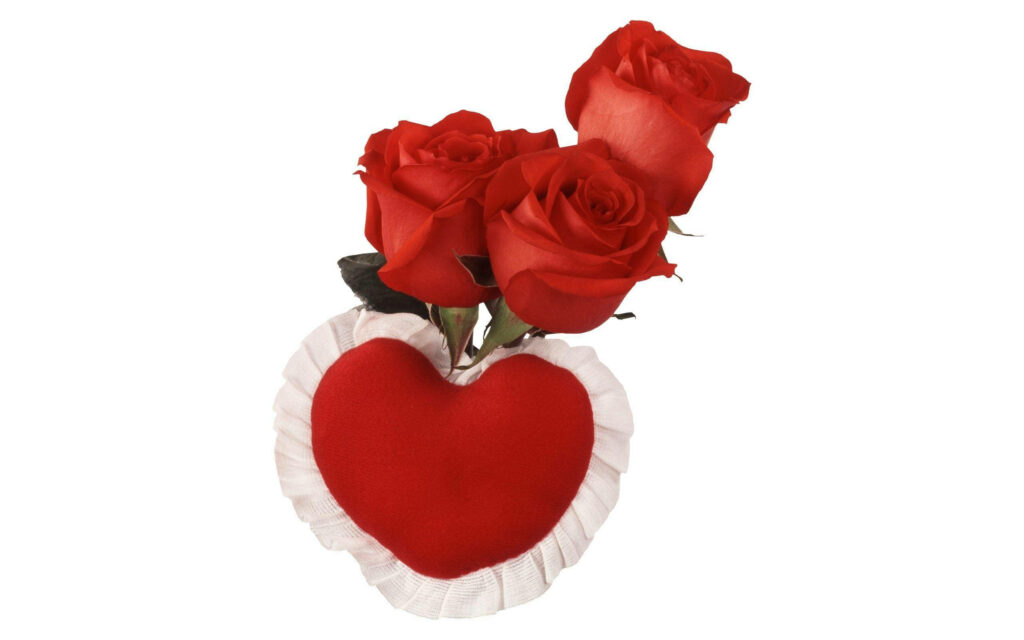 Elegant Red Roses Wallpaper: Love & Romance with Heart Design