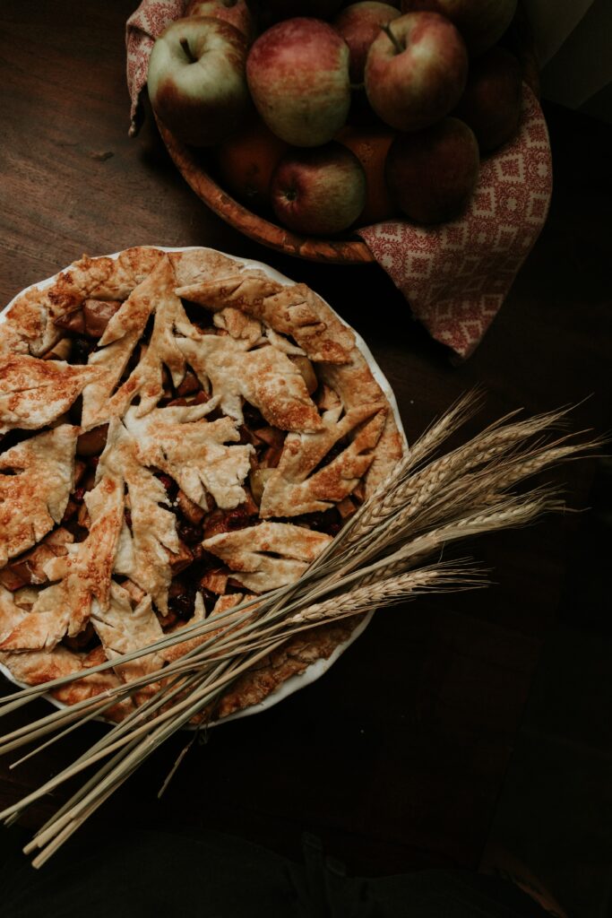 Cozy Autumn Rustic Apple Pie & Fresh Apples Wallpaper Background