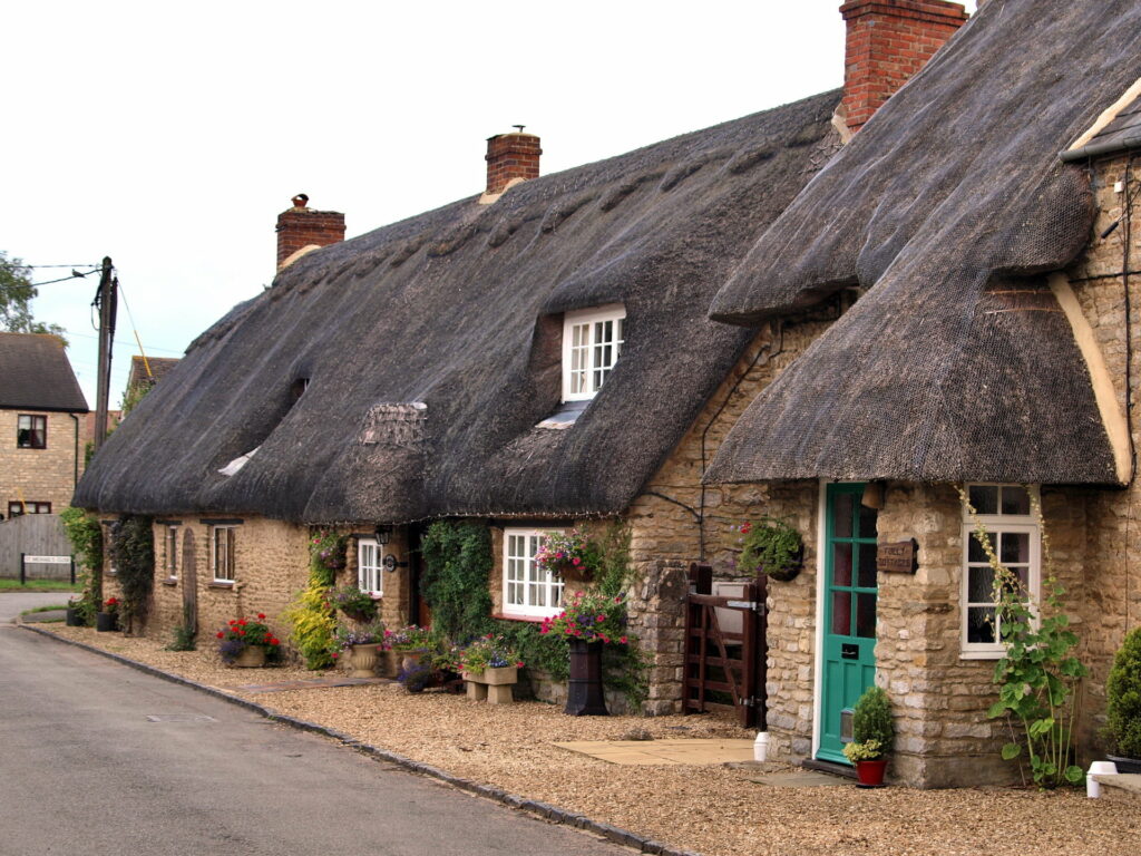 Rustic Charm: A Captivating Architectural Gem with an Old-world Roof - HD Wallpaper