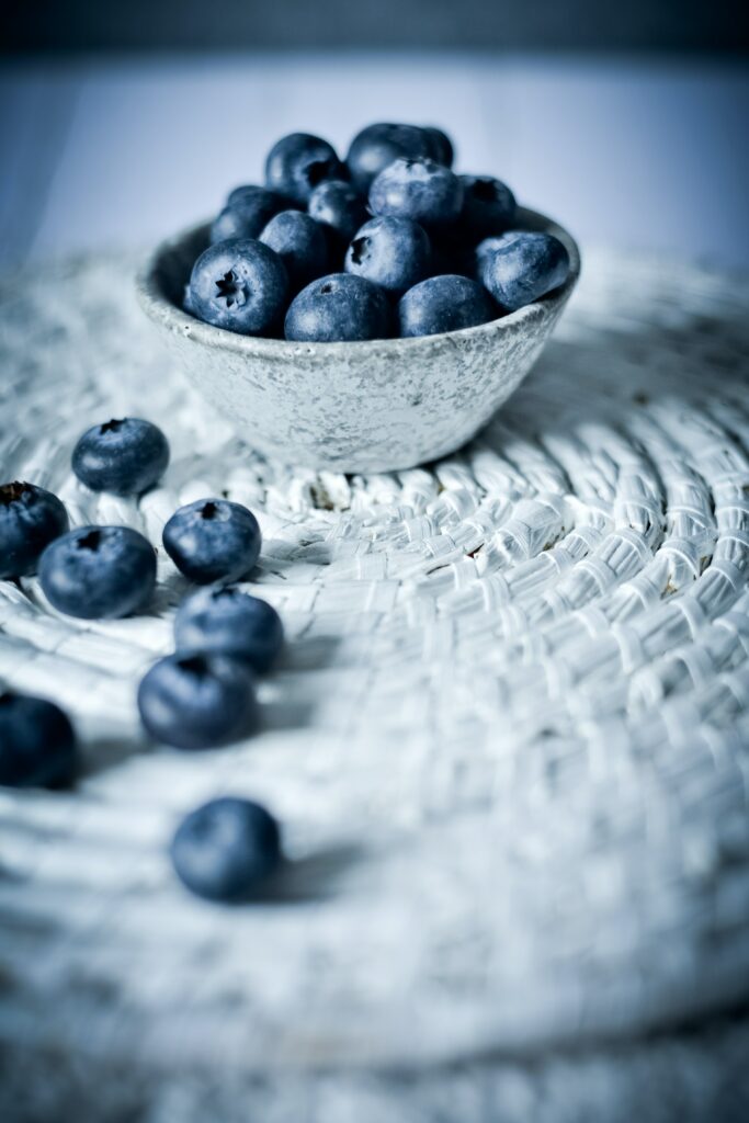 Rustic Blueberry Bowl: Natural Beauty Wallpaper Background