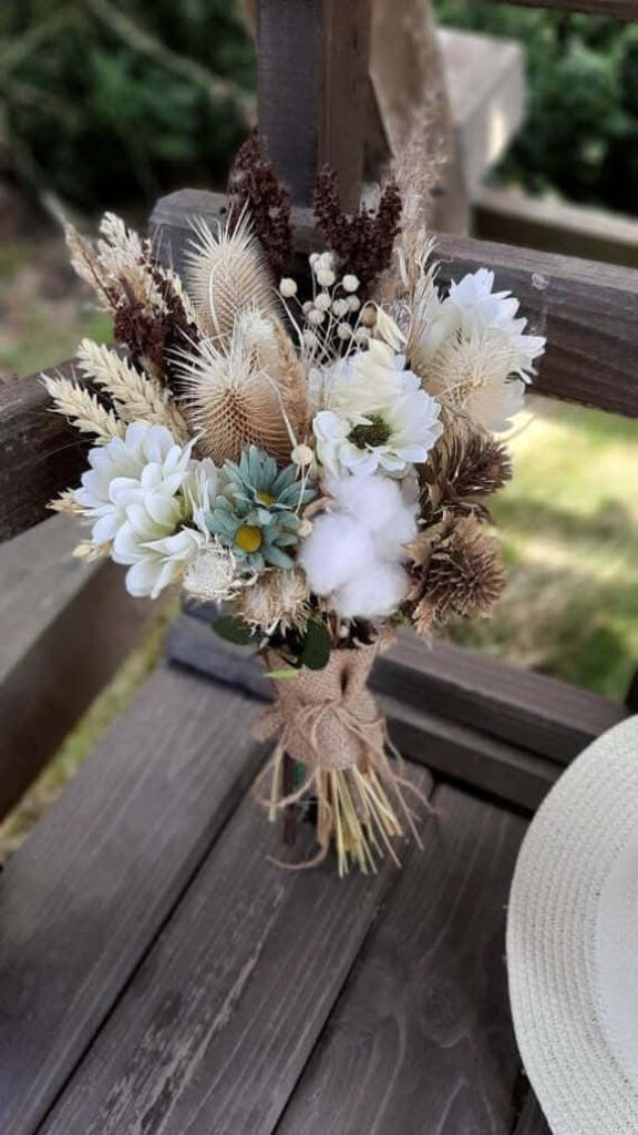 Serene Dried & Fresh Flower Bouquet Wallpaper on Rustic Wood Table