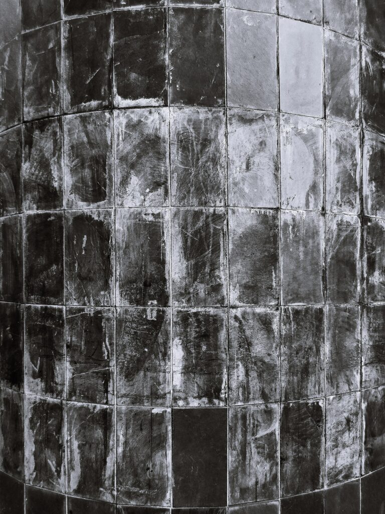 Rustic Grayscale Square Tile Wallpaper: Vintage Aged Background