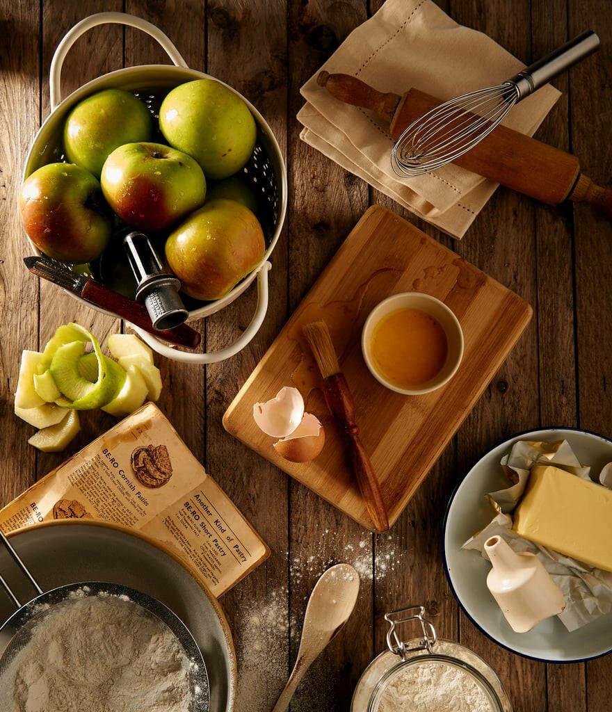 Rustic Wallpaper: Bread Preparation with Fresh Apples & Cooking Tools