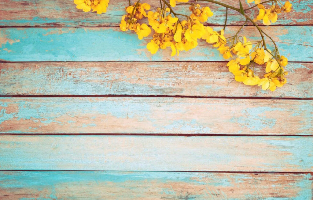 Rustic Wood Wallpaper with Vibrant Yellow Flowers - Vintage Decor