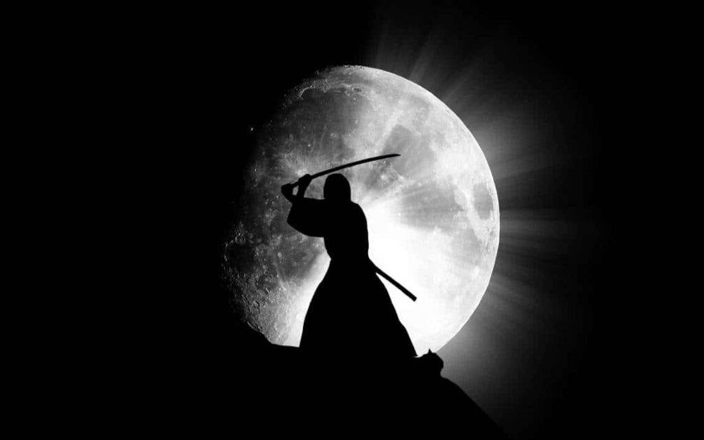 Samurai Silhouette Wallpaper: Dramatic Anime Scene with Full Moon