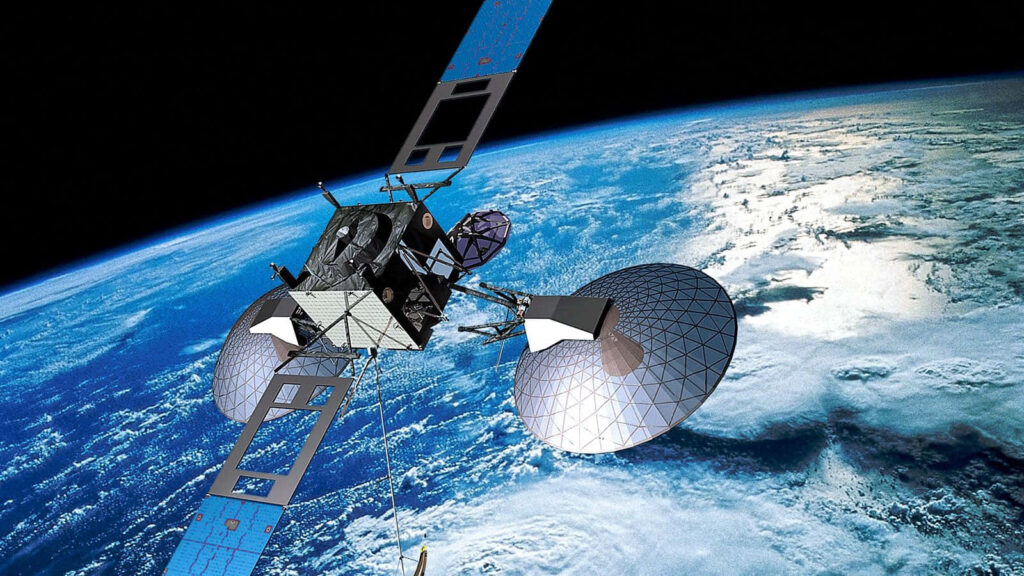 Stunning Satellite Over Earth: Solar Panels & Space Wallpaper