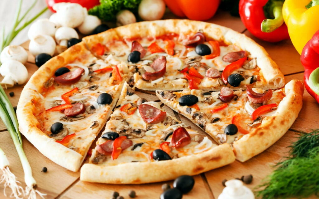 Savory Delight: Gourmet Fast Food - HD Wallpaper featuring a Tempting Sausage and Olive Pizza