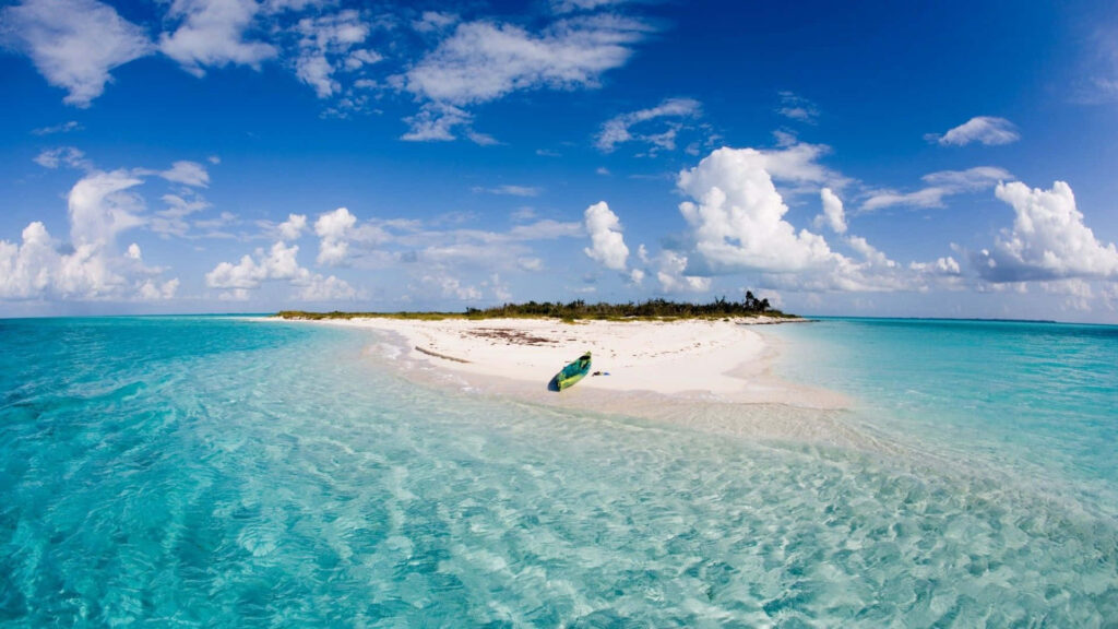 Serene Bahamas Wallpaper: Crystal-Clear Beach Paradise Background